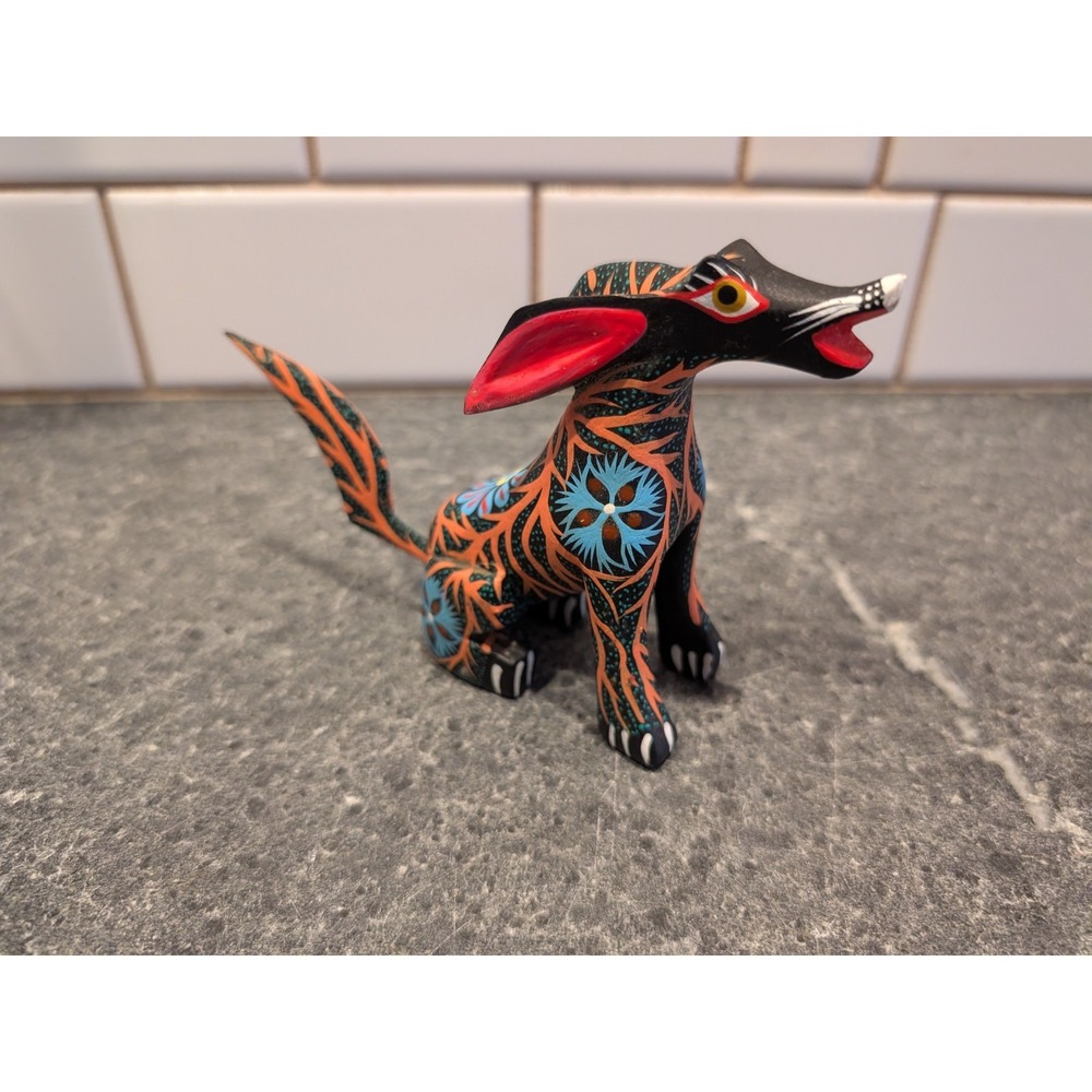 Handmade Alebrijes Oaxacan Copal Wood Carved Folk Art Howling Wolf Coyote Figure